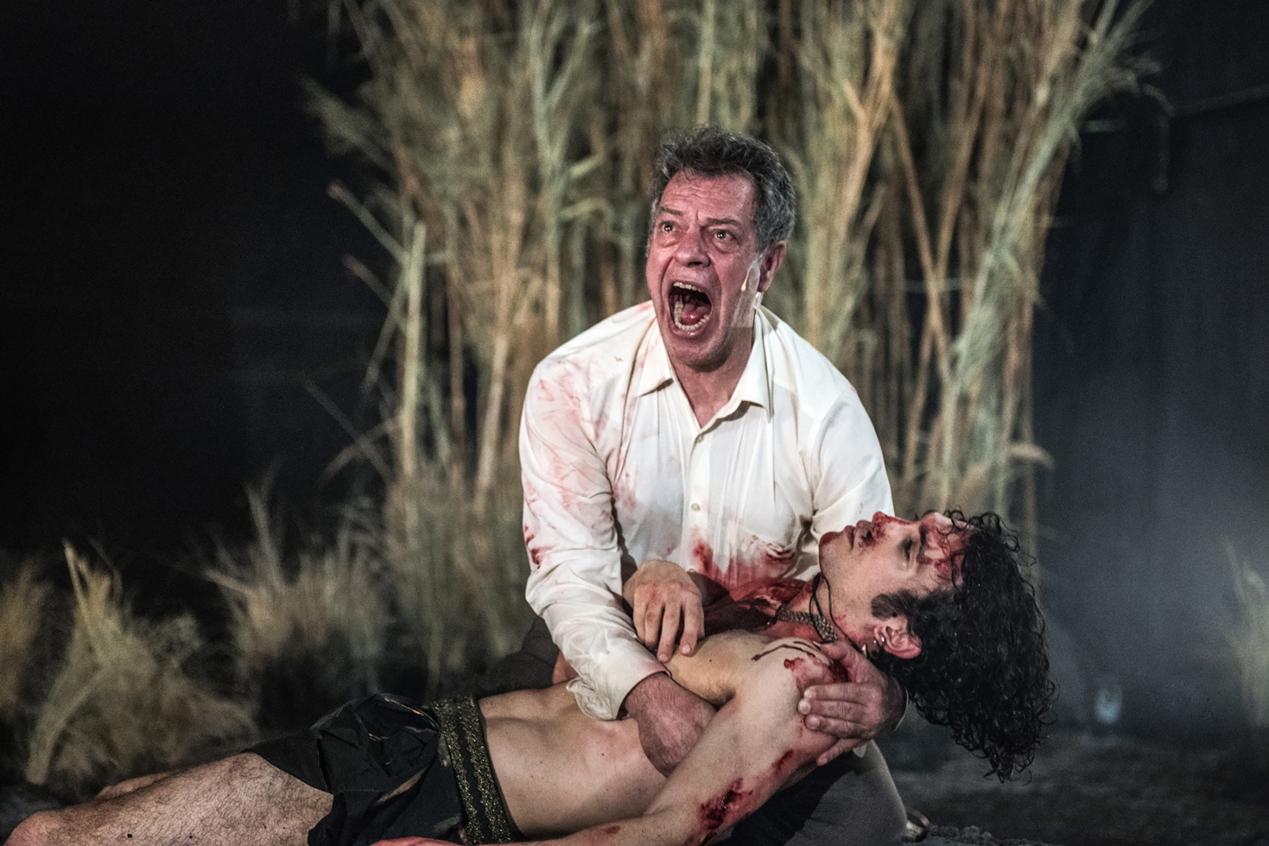 Ο Ιππόλυτος της Κατερίνας Ευαγγελάτου επιστρέφει για δύο παραστάσεις στο Ηρώδειο