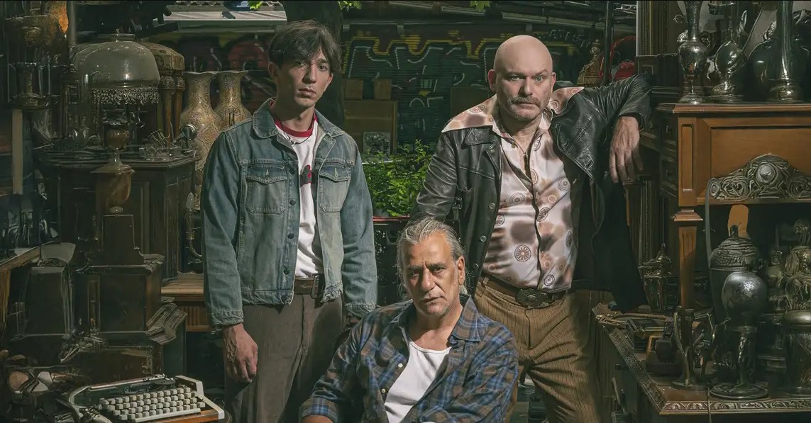 Γιώργος Νινιός Αντώνης Κρομπάς Σταύρος Τσουμάνης Αμερικάνικος Βούβαλος