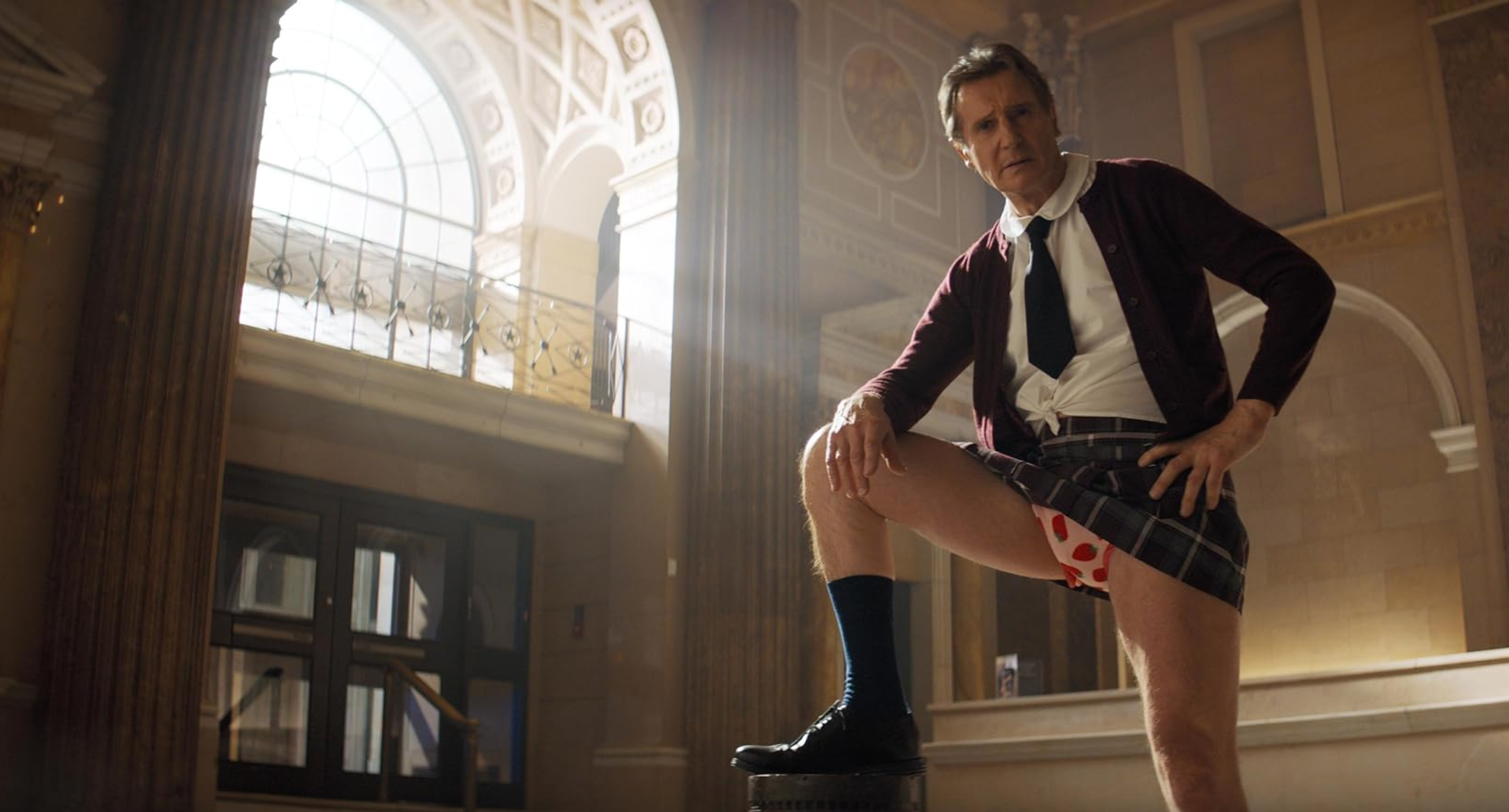 Naked Gun: Ένα reboot με σεβασμό, ρυθμό και απροσδόκητο χιούμορ