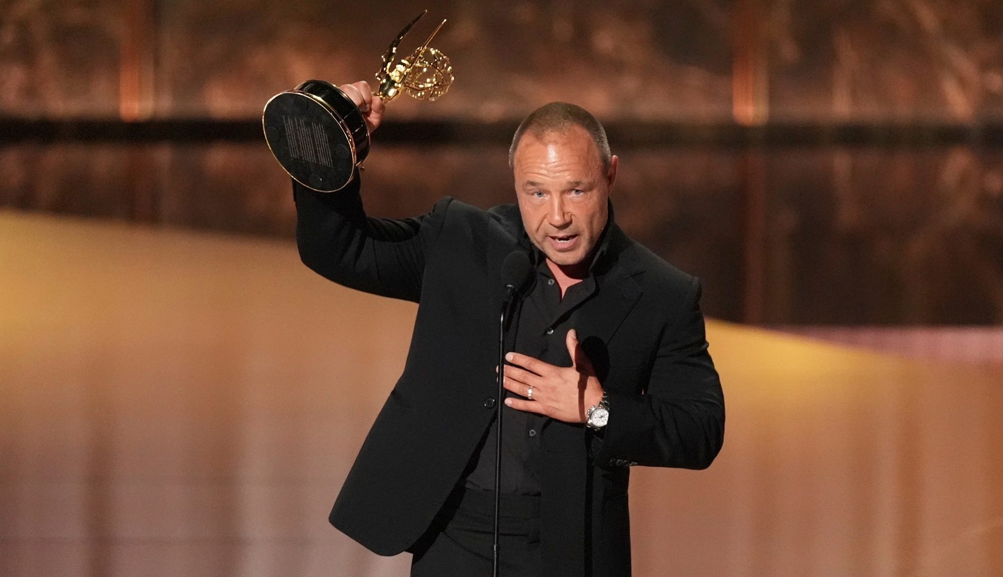 Στίβεν Γκράχαμ: Ο μεγάλος νικητής των Emmy για το Adolescence που συγκίνησε με την ομιλία του