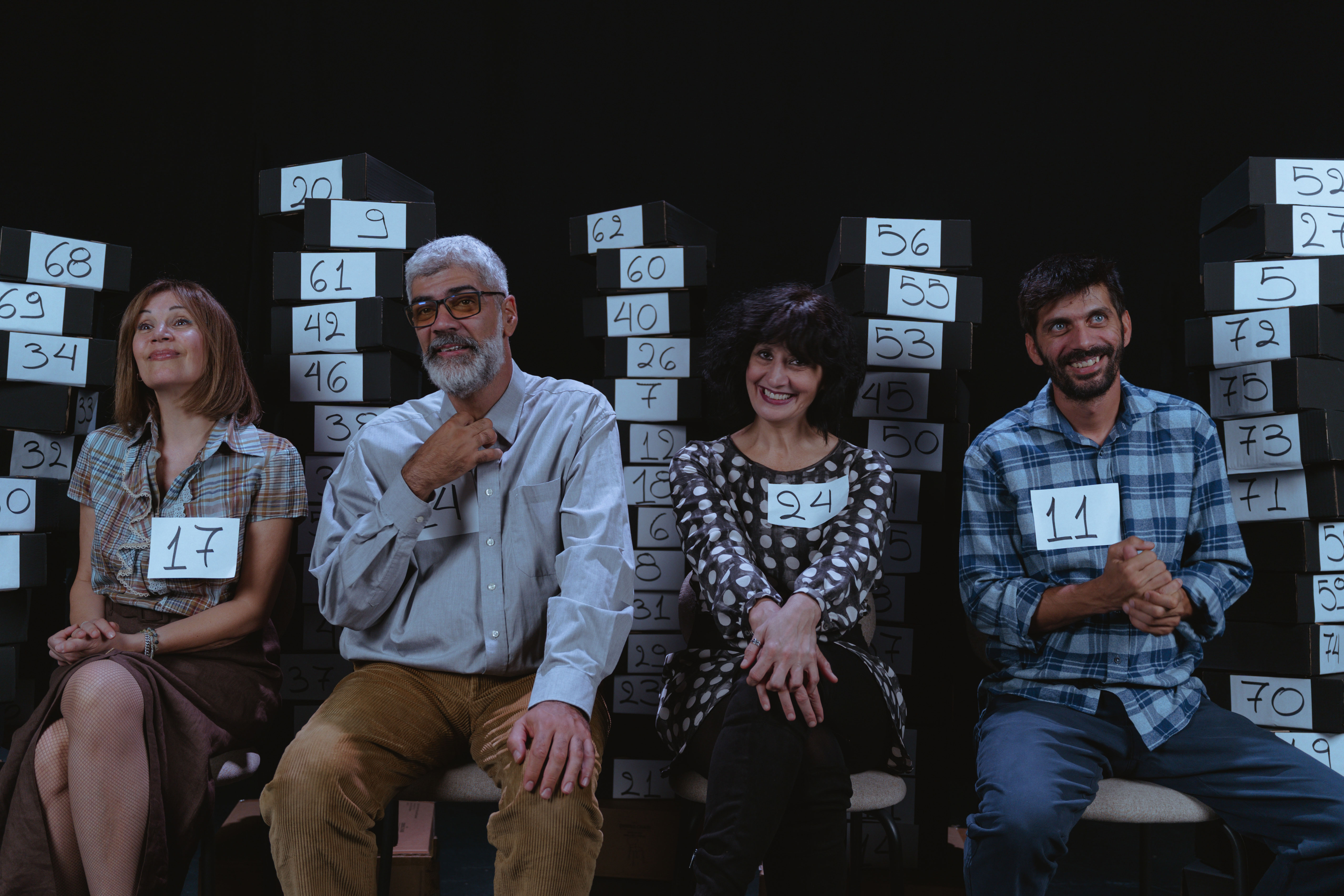 INTERVIEW: Η παράσταση φαινόμενο της ομάδας “Εμείς” επιστρέφει