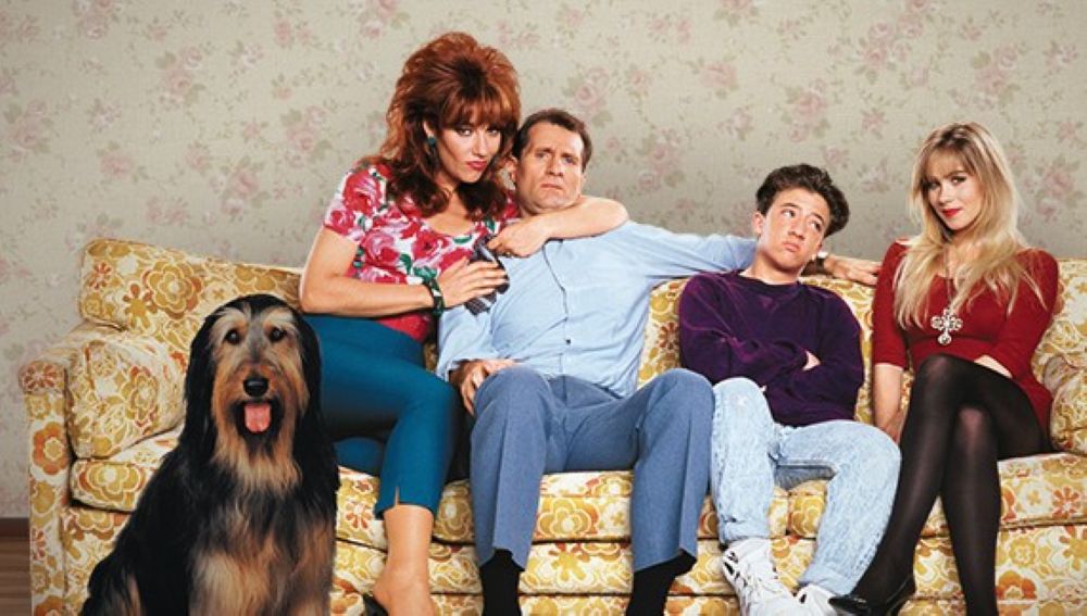 Married… With Children: Η θρυλική οικογένεια των Bundy ξανασμίγει για καλό σκοπό