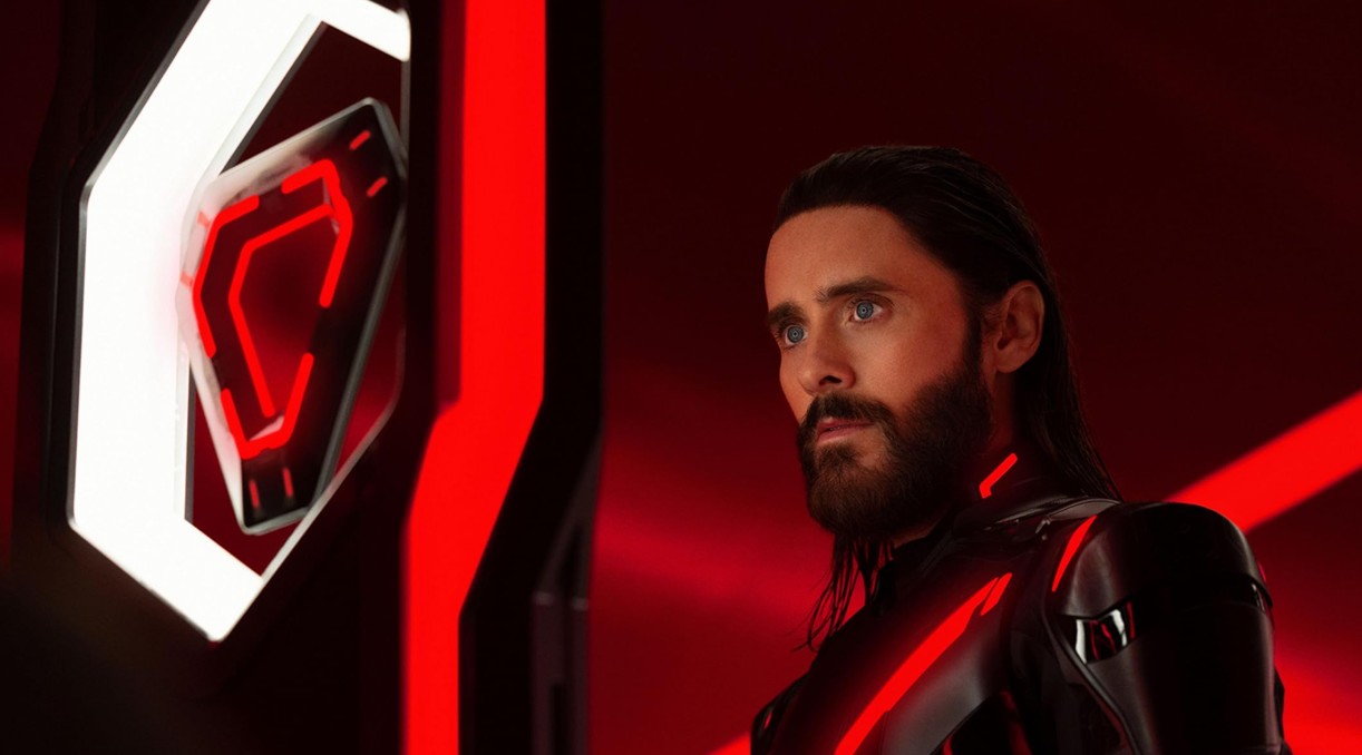 Το “Tron: Ares” ανάβει (λίγο) τα φώτα στο box office — με χαμηλότερες ταχύτητες από τις προβλέψεις